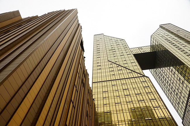 成都興鐵與農(nóng)商行數(shù)據(jù)中心合作案例 成都興鐵與農(nóng)商行數(shù)據(jù)中心合作案例